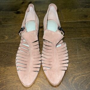 1.State Arnet Bootie